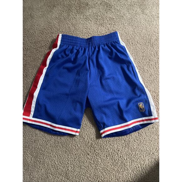 Mitchell & Ness Other - MITCHELL & NESS NBA SWINGMAN ALTERNATE SHORTS PHILADELPHIA 76ERS 96-97. Medium